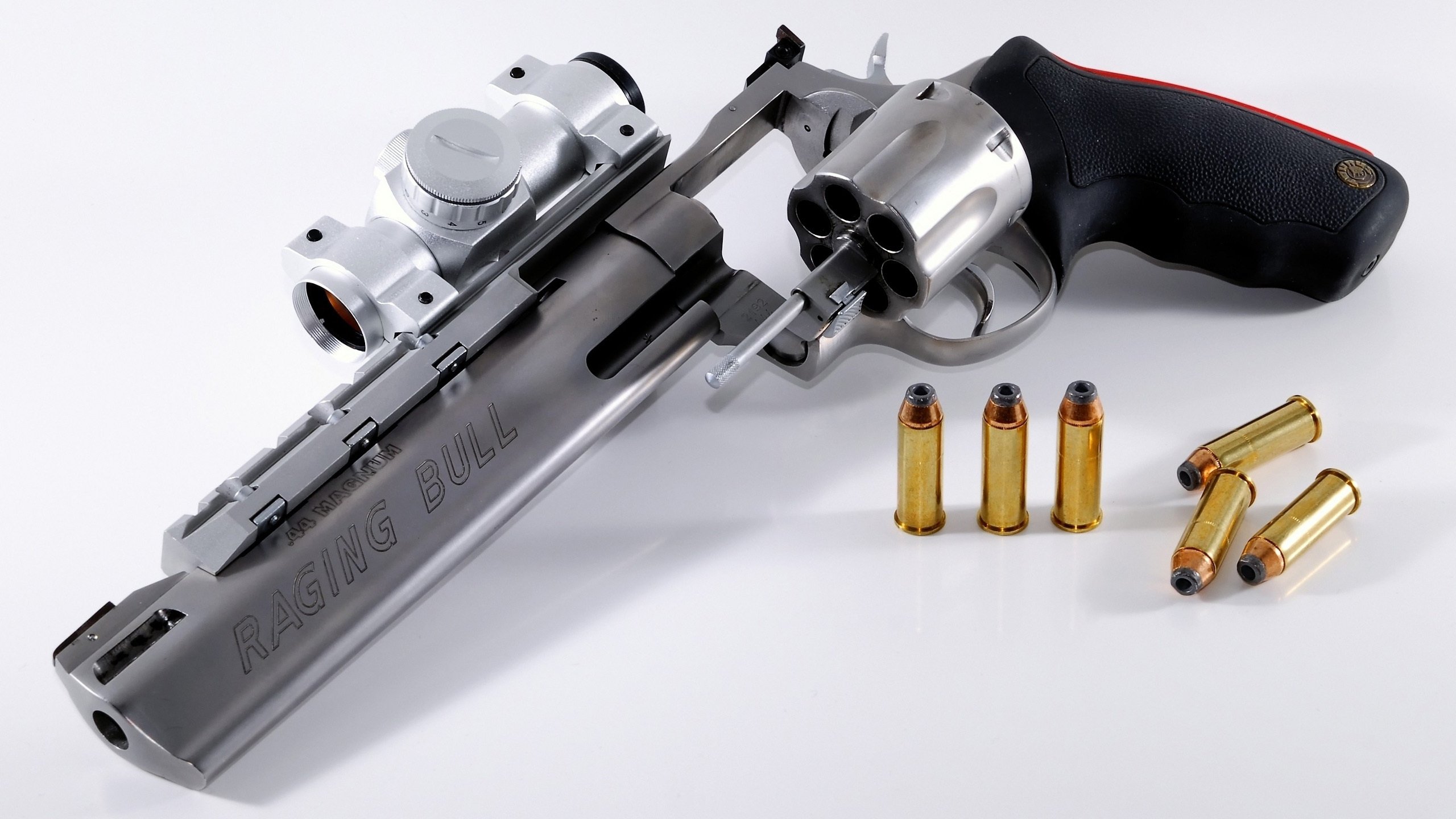 中超球队与外籍教练签约，引进先进理念，中超外国教练